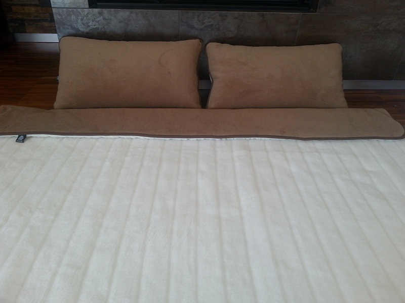 35 Pościel z wełny Camel Ciemny + Kaszmir Pasy 180x200 + Materac wełniany