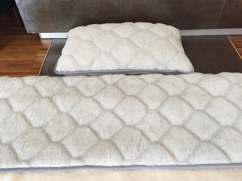 Pościel z wełny Alpaki Silver Caro Camel Jasny 140x200 + Podkład wełniany