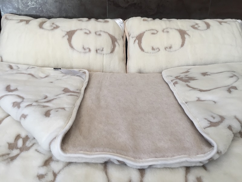 Pościel z wełny Camel Jasny + Kaszmir Szlachecki 160x200 + Materac wełniany