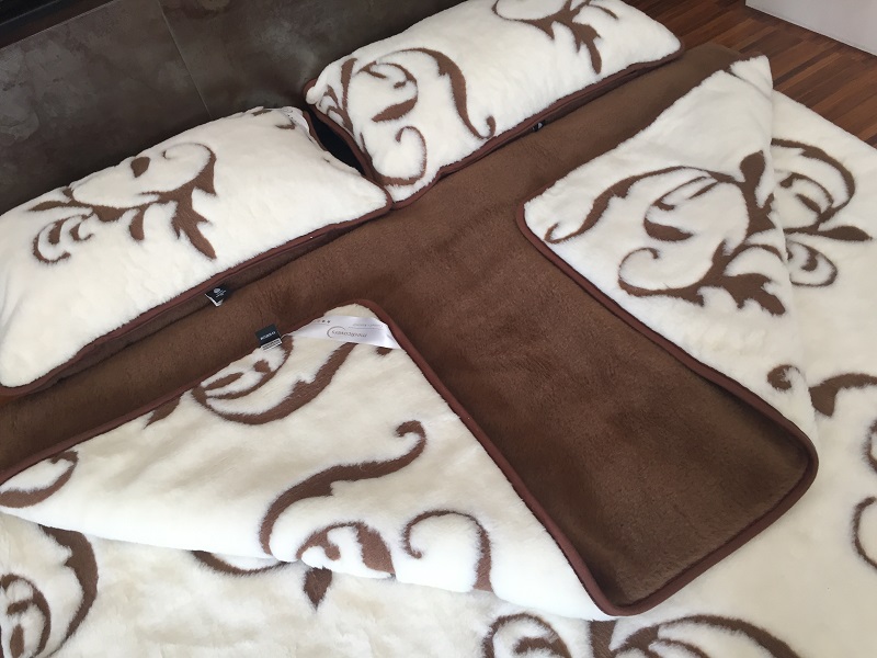 Pościel z wełny Camel Ciemny + Kaszmir Szlachecki 240x200 + Podkład wełniany