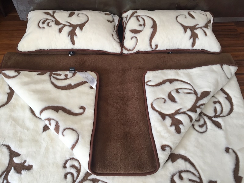 Pościel z wełny Camel Ciemny + Kaszmir Szlachecki 240x200 + Podkład wełniany