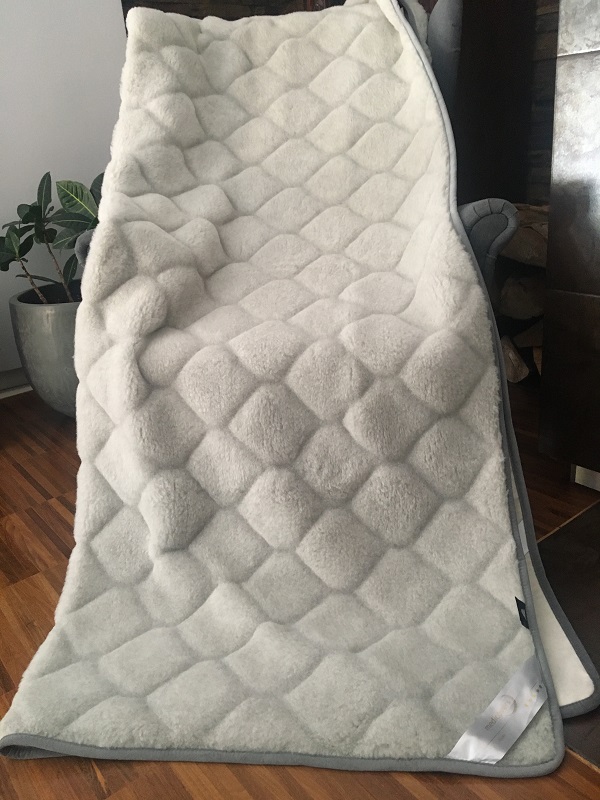 Podkład z wełny Alpaki Silver Caro 120x200