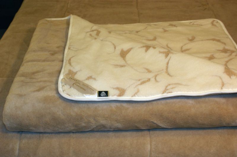 Pościel z wełny Camel Jasny + Merynos Gałązka 140x200 + Podkład wełniany